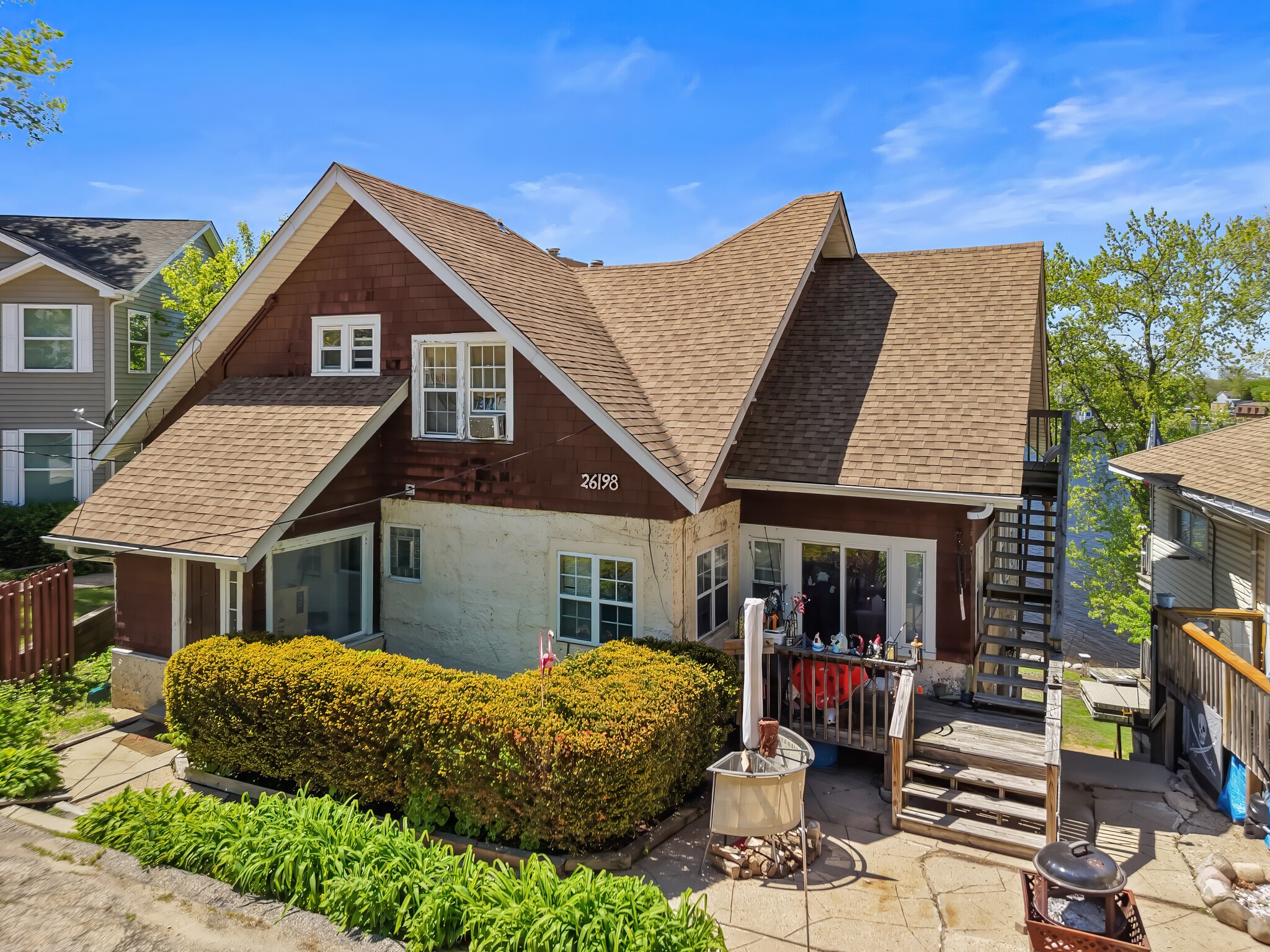 26196-26198 W Spring Grove Rd, Antioch, IL for sale Primary Photo- Image 1 of 13
