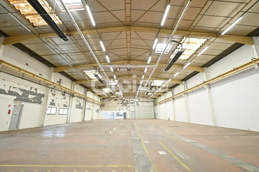 Bureau dans Miribel à louer - Photo intérieure - Image 3 de 10