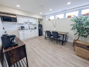 172-174 Eastchester Ave, St Catharines, ON for lease Interior Photo- Image 1 of 26