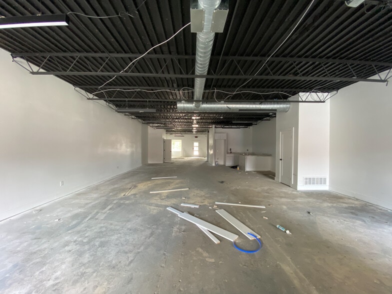 251 Adams Ave, Memphis, TN for sale - Building Photo - Image 3 of 12