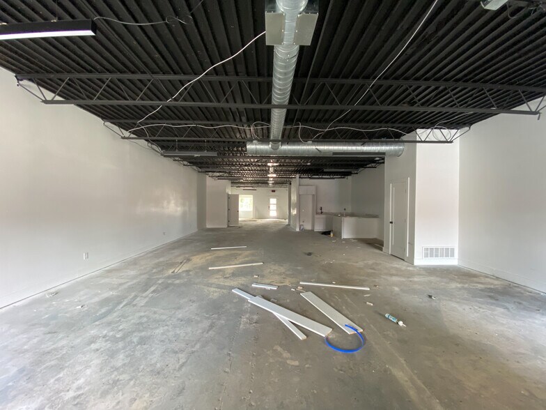 251 Adams Ave, Memphis, TN à vendre - Photo du bâtiment - Image 3 de 12