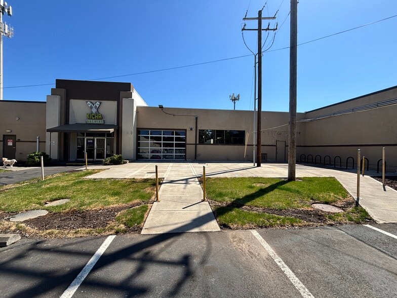 576 Patterson St NW, Salem, OR for lease - Building Photo - Image 3 of 10