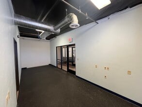 1951 N Wilmot Rd, Tucson, AZ for lease Building Photo- Image 2 of 4