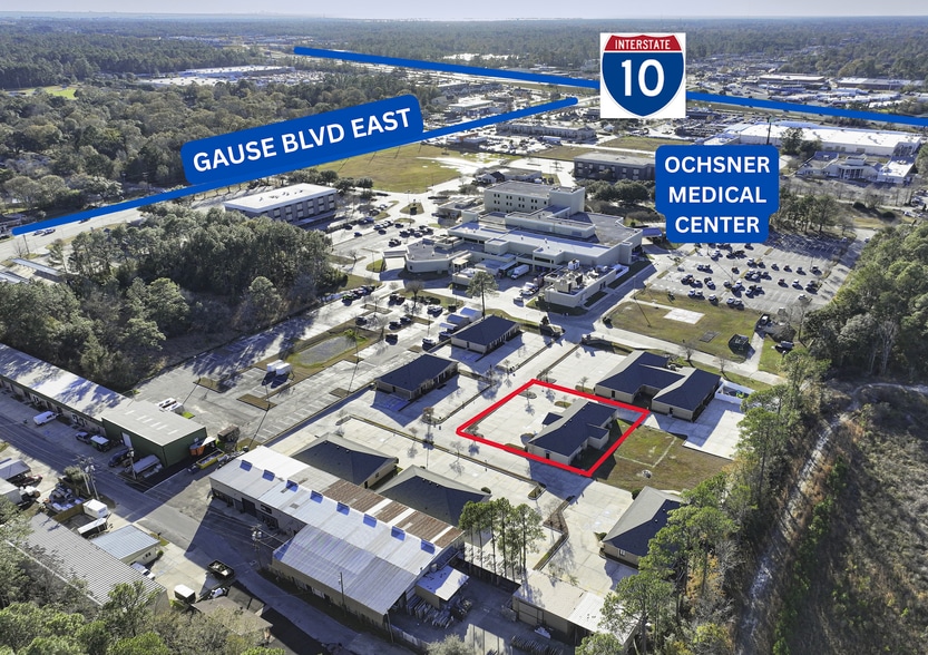 300 Gateway Dr, Slidell, LA for lease - Building Photo - Image 2 of 8