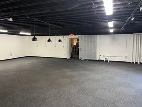 2302-2306 Bedford Ave, Lynchburg, VA for lease Interior Photo- Image 2 of 5