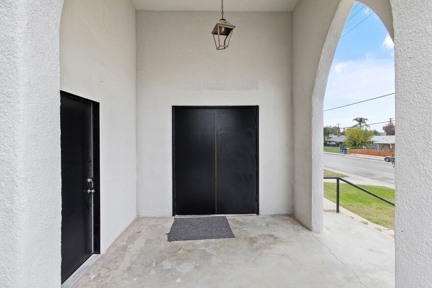 401 W Lerdo Hwy, Shafter, CA à vendre - Photo du bâtiment - Image 3 de 41