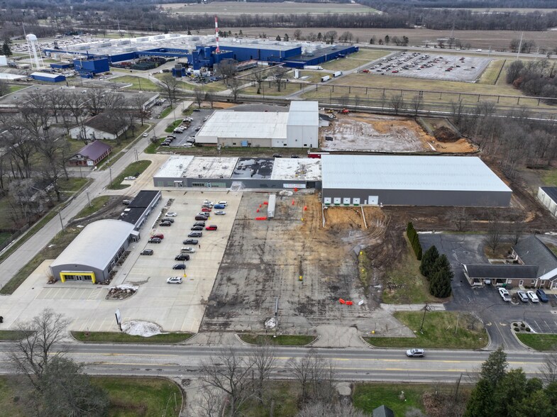 1108 Main St, Three Rivers, MI à louer - Photo du bâtiment - Image 2 de 16