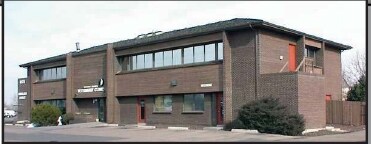 6574 S Broadway, Littleton, CO à louer - Photo du bâtiment - Image 3 de 4