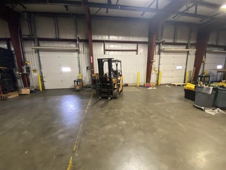 1739 Cassopolis St, Elkhart, IN for sale - Building Photo - Image 2 of 5