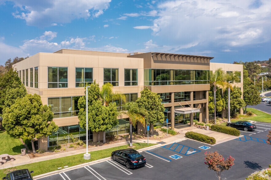 905 Calle Amanecer, San Clemente, CA à louer - Photo principale - Image 3 de 21