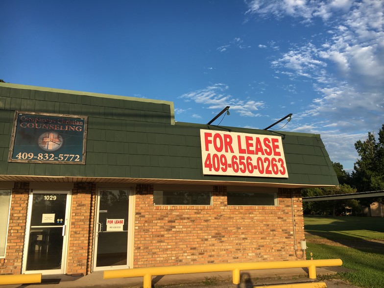 1037 S Main St, Lumberton, TX for sale - Building Photo - Image 1 of 1