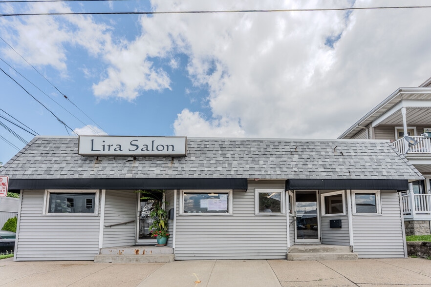 492-494 Warren Ave, East Providence, RI à vendre - Photo du bâtiment - Image 1 de 26