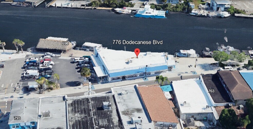 776 Dodecanese Blvd, Tarpon Springs, FL à vendre - Photo du bâtiment - Image 3 de 44