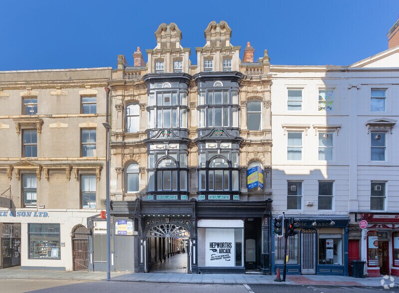 Silver St, Hull for lease - Primary Photo - Image 1 of 8