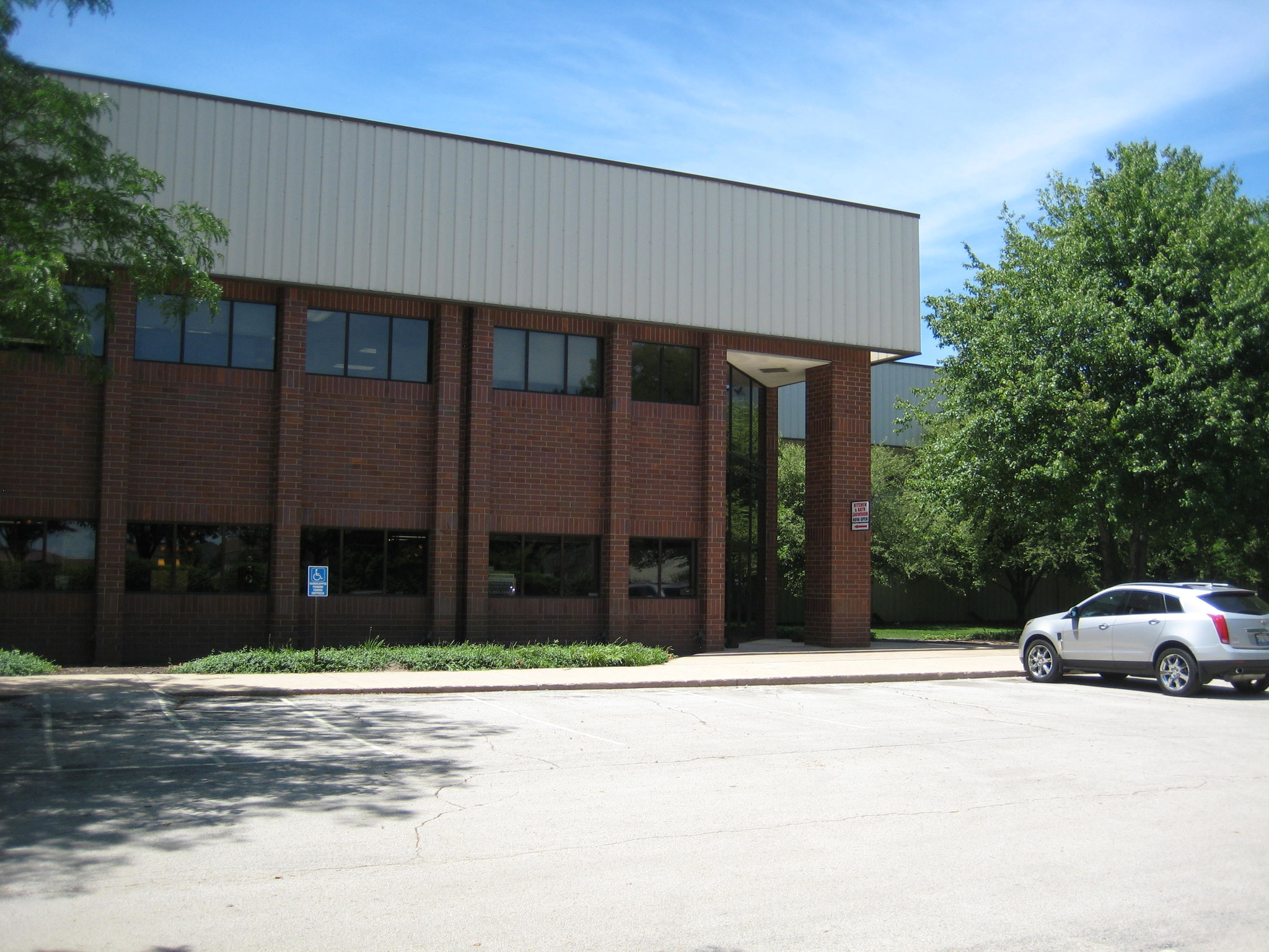 4250 McFarland Rd, Loves Park, IL for sale Building Photo- Image 1 of 1