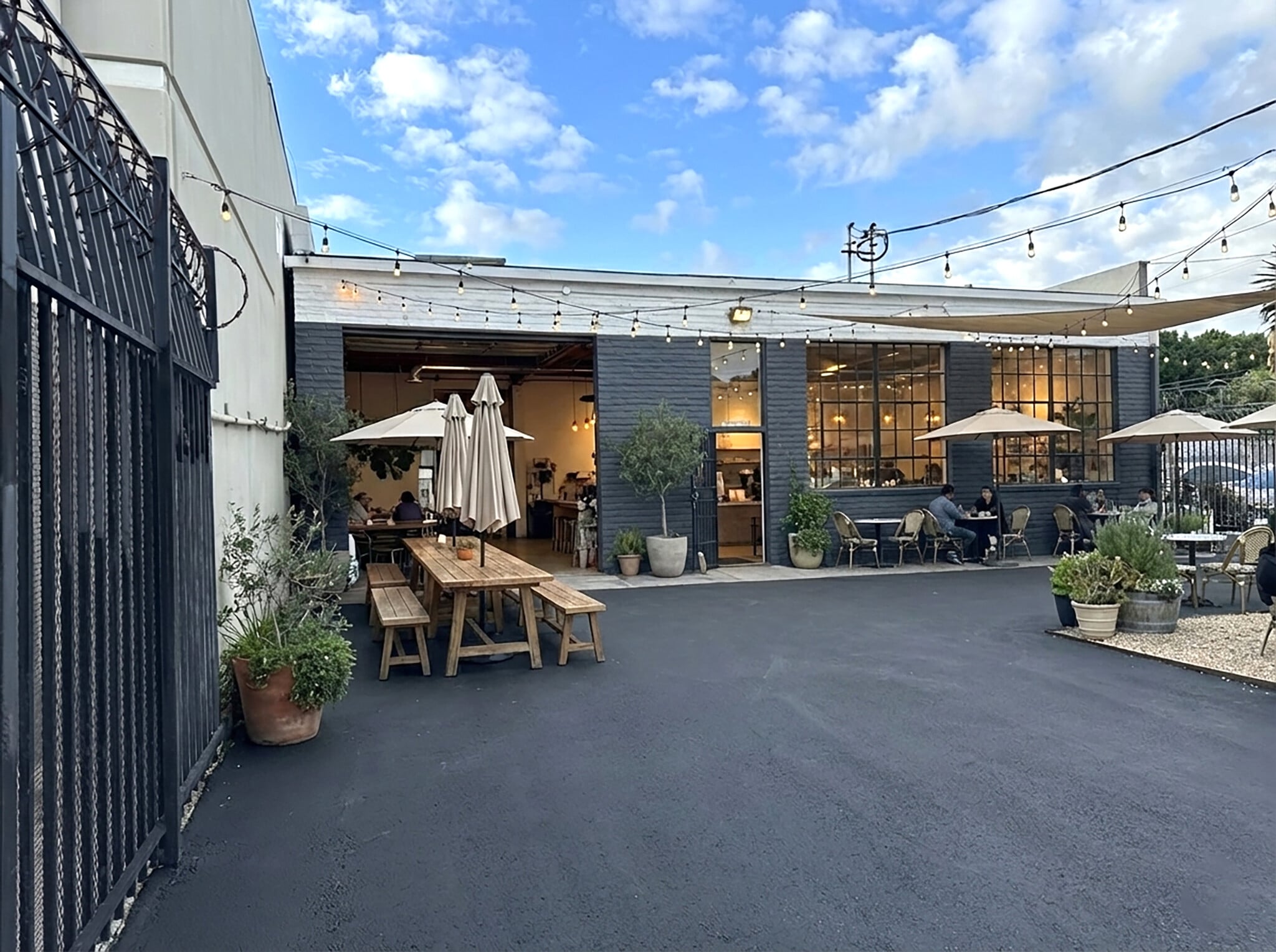 2807 S Olive St, Los Angeles, CA for sale Primary Photo- Image 1 of 11