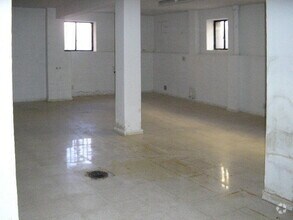 Retail in Ávila, Ávila for lease Interior Photo- Image 1 of 2