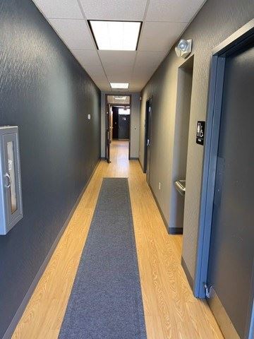 14 Computer Dr W, Colonie, NY à louer - Photo intérieure - Image 2 de 18