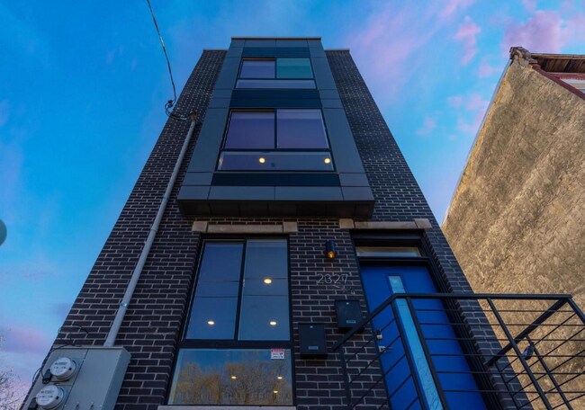 Plus de détails pour 2327 3rd St, Philadelphia, PA - Multi-résidentiel à vendre