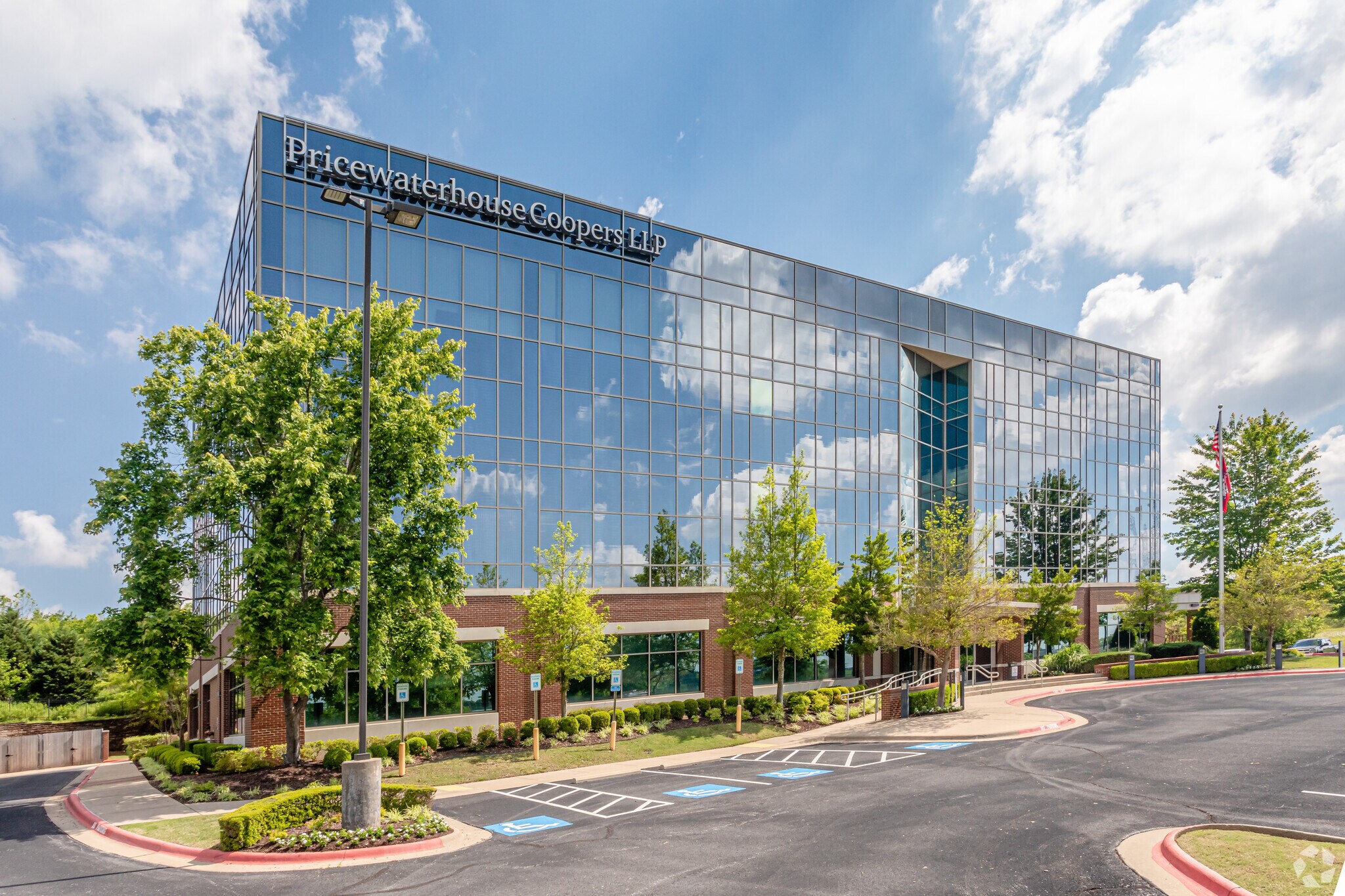 4100 Corporate Center Dr, Springdale, AR for lease Primary Photo- Image 1 of 9