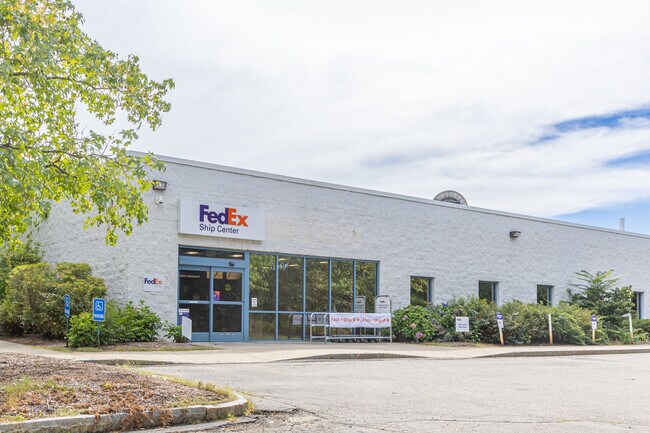 Plus de détails pour 300 Century Dr, Boylston, MA - Industriel à louer