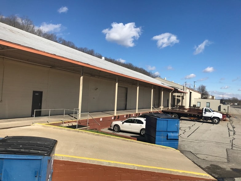 335 5th St, Huntington, WV for sale - Primary Photo - Image 1 of 25