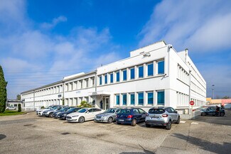 Plus de détails pour 197 Avenue Francis De Pressensé, Vénissieux - Bureau à louer