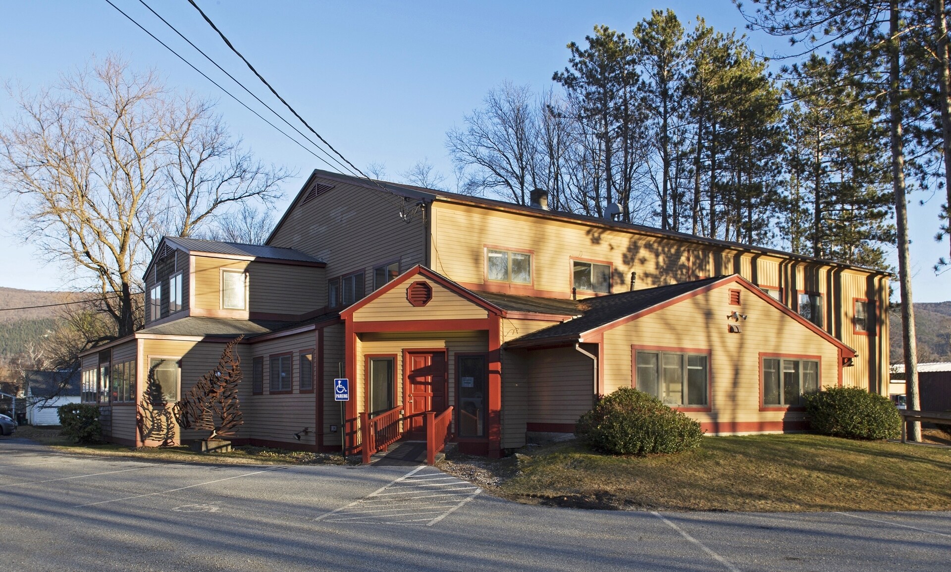 129 Lincoln Ave, Manchester Center, VT à louer Photo du bâtiment- Image 1 de 3