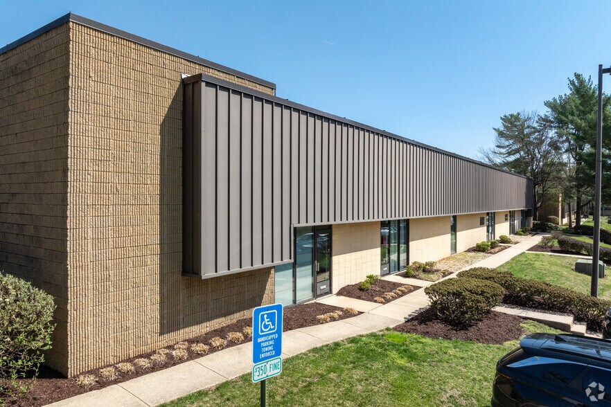 9176 Red Branch Rd, Columbia, MD for lease - Building Photo - Image 2 of 5