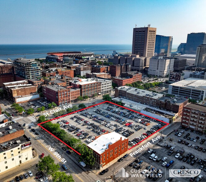 W 9th St & Saint Clair Ave, Cleveland, OH à vendre - Photo du bâtiment - Image 2 de 4