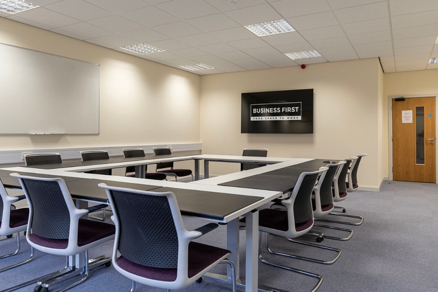 Accrington Rd, Blackburn for lease - Interior Photo - Image 3 of 12