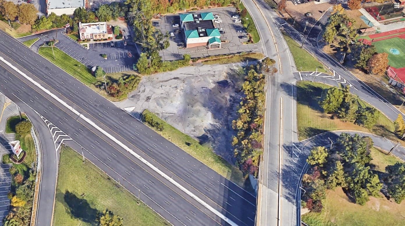 1216 Rt 17, Ramsey, NJ à vendre Aérien- Image 1 de 8