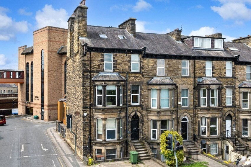 29 East Parade, Harrogate à louer - Photo du bâtiment - Image 2 de 2