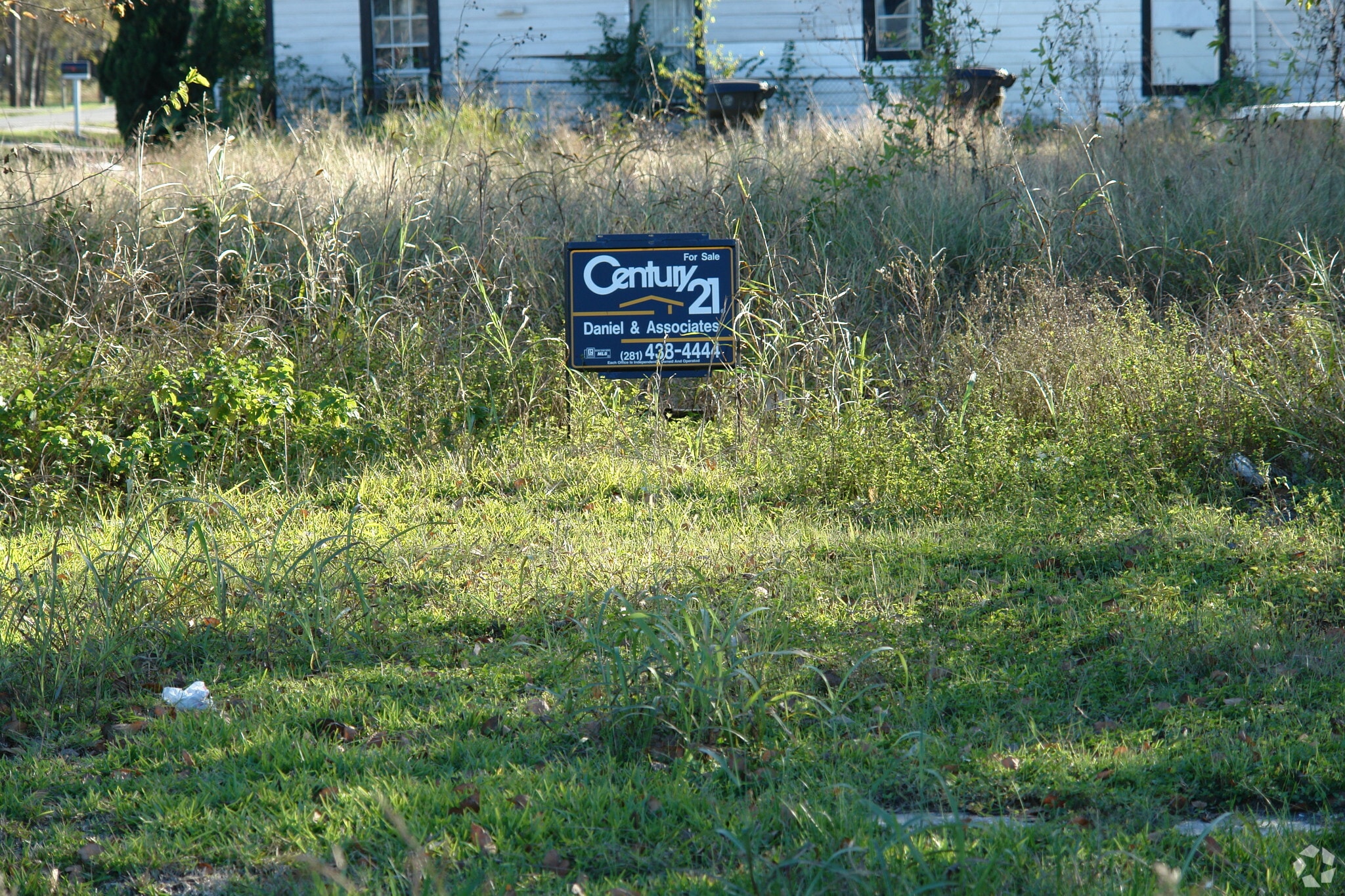 Bassett St, Houston, TX for sale Primary Photo- Image 1 of 3