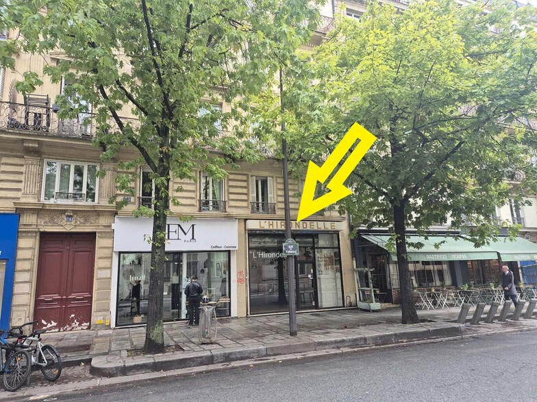 Retail in Paris for lease - Building Photo - Image 1 of 5