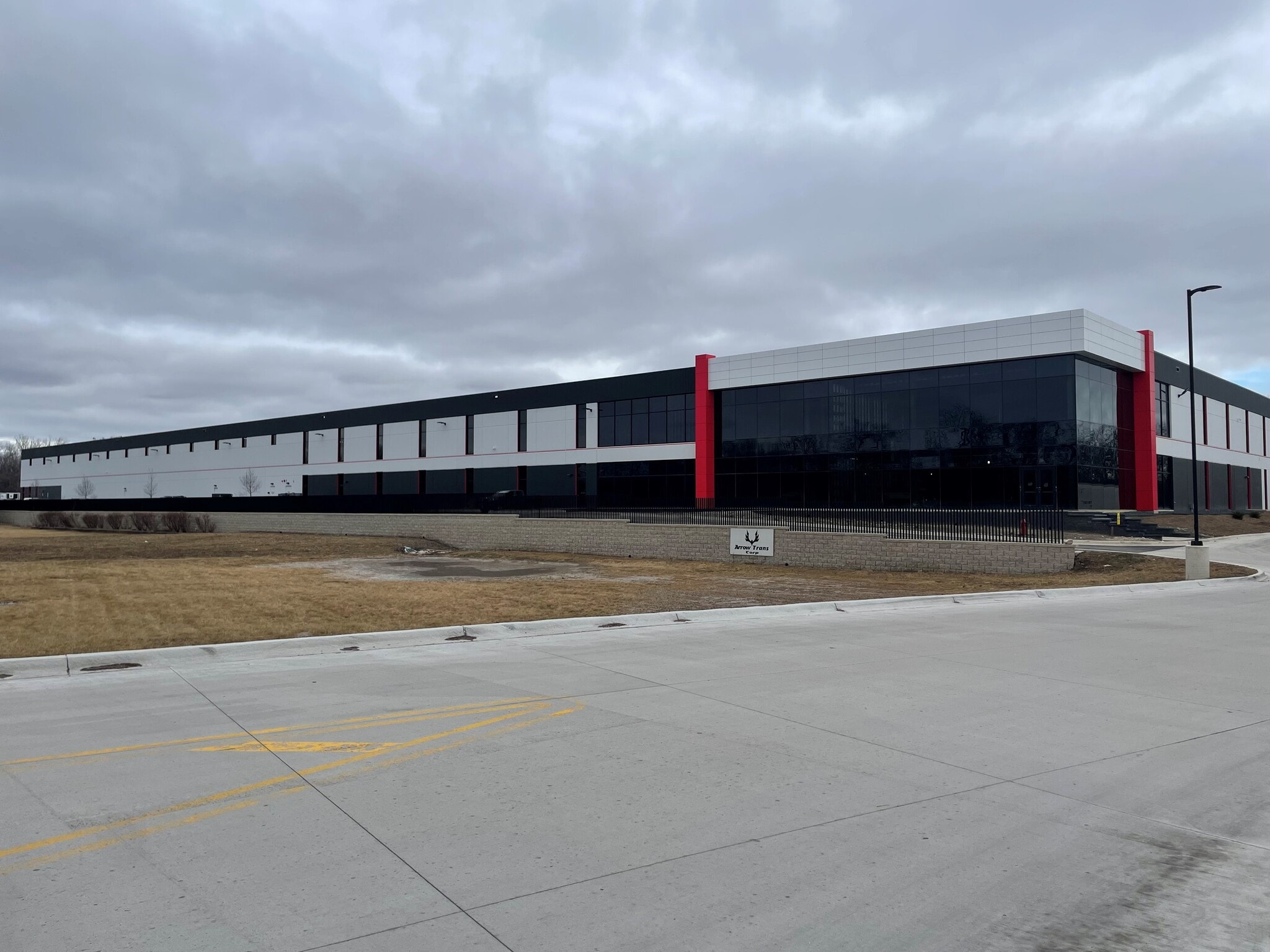 1033 N Villa Ave, Villa Park, IL for lease Building Photo- Image 1 of 2