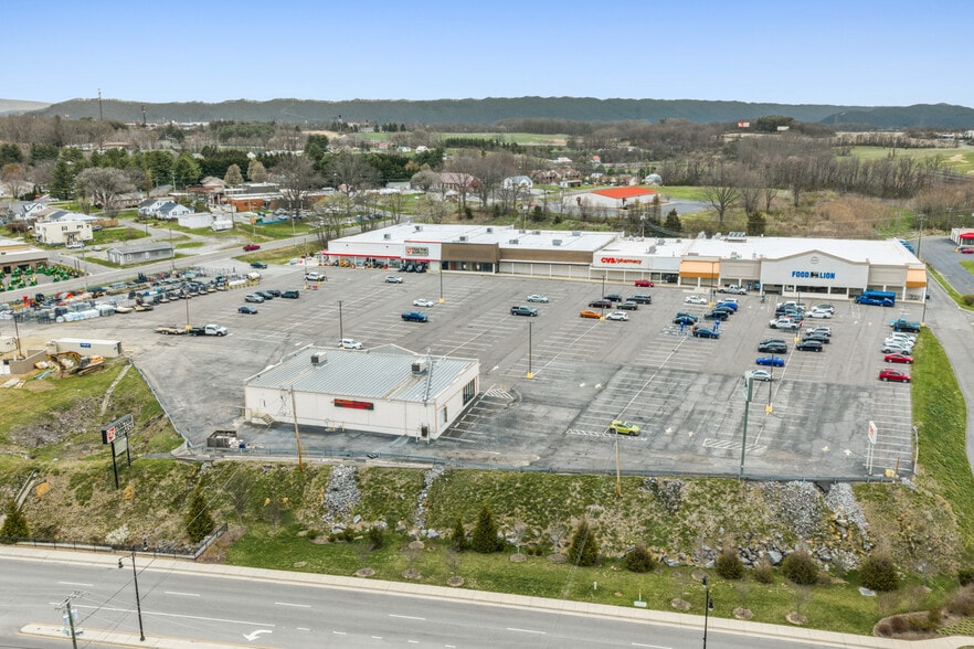 1380 E Main St, Wytheville, VA for sale - Building Photo - Image 2 of 11
