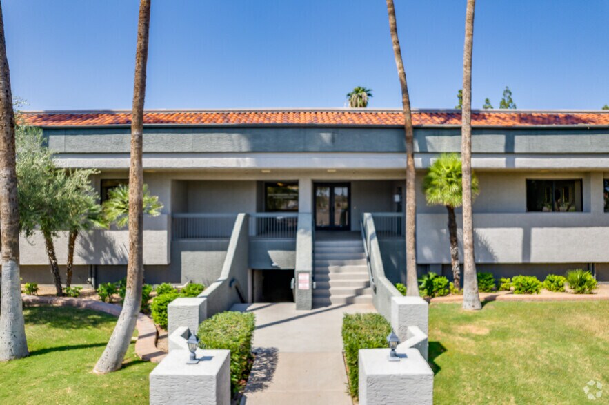 1303 S Longmore Rd, Mesa, AZ à louer - Photo du bâtiment - Image 3 de 37