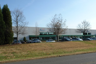 Charlotte Distribution Center - Services immobiliers commerciaux