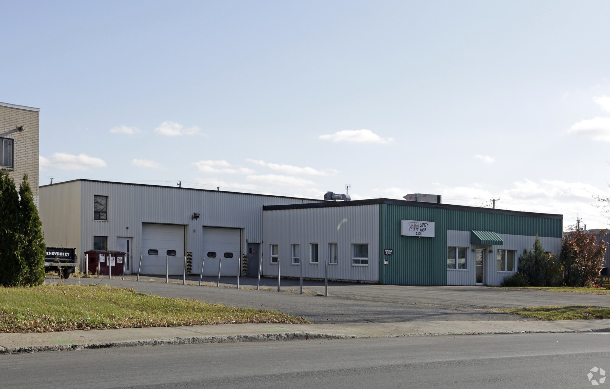 2805 Boul Losch, Longueuil, QC for sale Primary Photo- Image 1 of 1