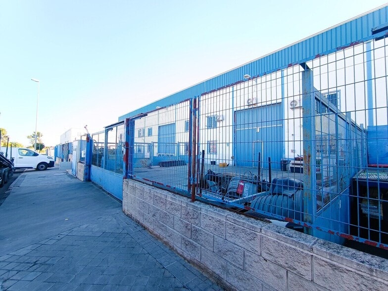 Industriel dans Valdemoro, Madrid à vendre - Photo du bâtiment - Image 2 de 7