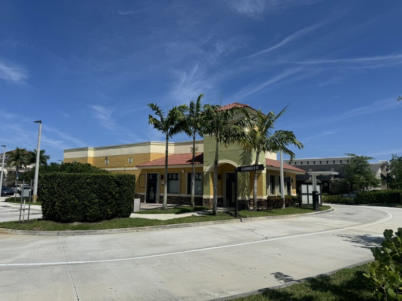 8801 Boynton Beach Blvd, Boynton Beach, FL for lease - Building Photo - Image 2 of 4