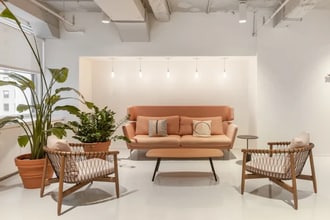 Plaça Espanya, 1, Palma, Islas Baleares for lease Interior Photo- Image 1 of 11