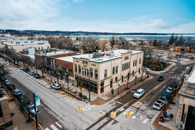 More details for 161 E Front St, Traverse City, MI - Retail for Lease