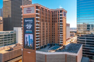 Plus de détails pour 1015 Elm St, Dallas, TX - Services hôteliers à vendre