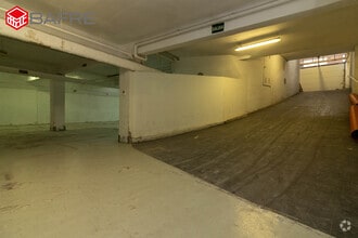 Retail in Madrid, Madrid for lease Interior Photo- Image 2 of 5