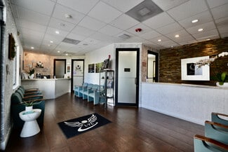 Plus de détails pour 7374 SW 93rd Ave, Miami, FL - Bureau à vendre