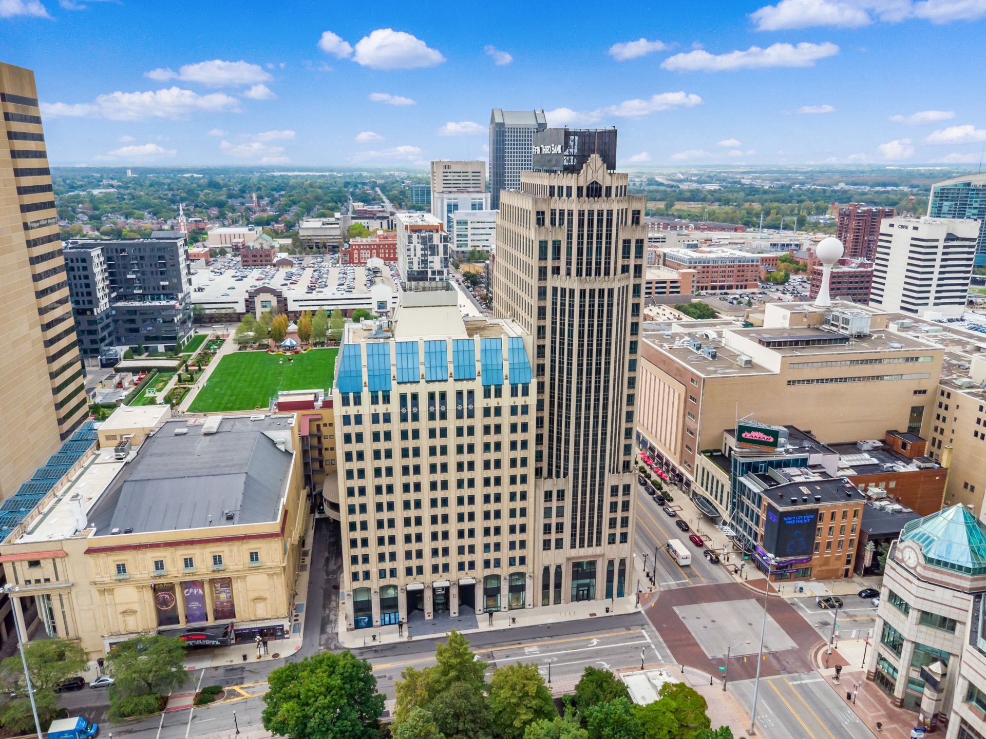 21 E State St, Columbus, OH à louer Photo du bâtiment- Image 1 de 7