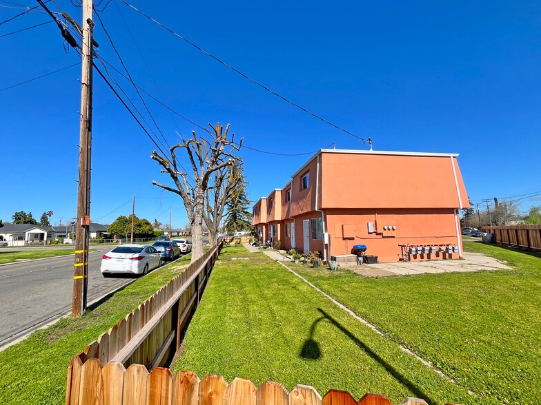 1109 Alpha Rd, Turlock, CA à vendre - Photo du bâtiment - Image 2 de 10