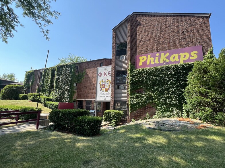 910 W Hillcrest Dr, Dekalb, IL à vendre - Photo principale - Image 2 de 12